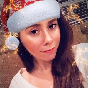 Meet your Posher, Courtney